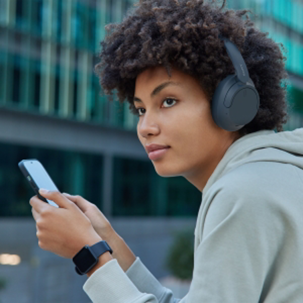 Sony WH-CH720 Over-Ear Noise Cancelling Wireless Bluetooth Headphones - Blue
