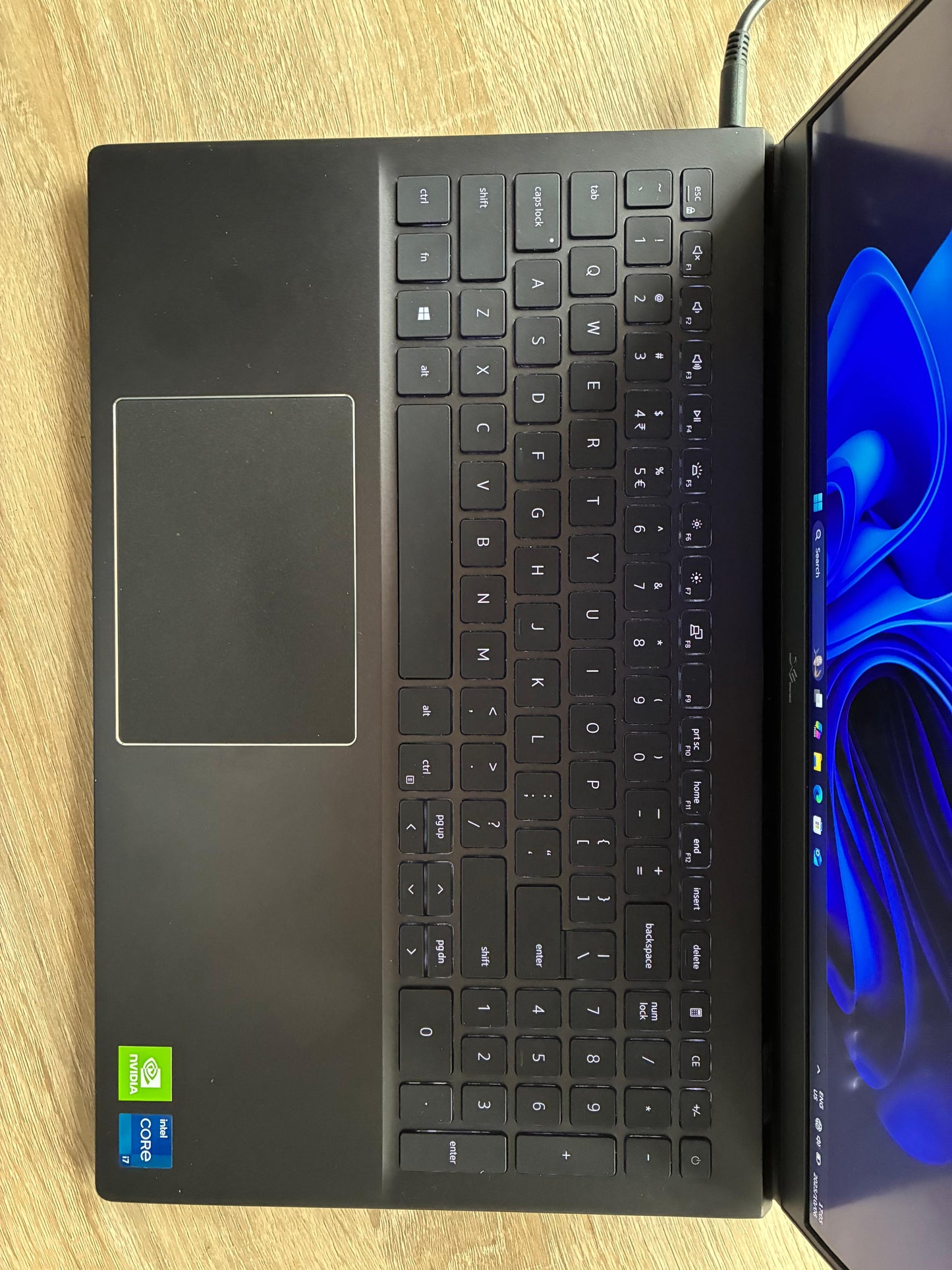 Dell Vostro 5502 i7 16GB RAM 512GB SSD