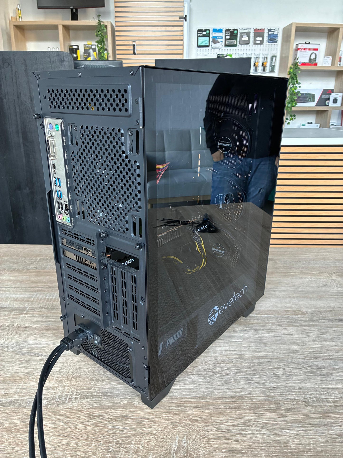 Ryzen 5500 RX 7600 8GB Gaming PC