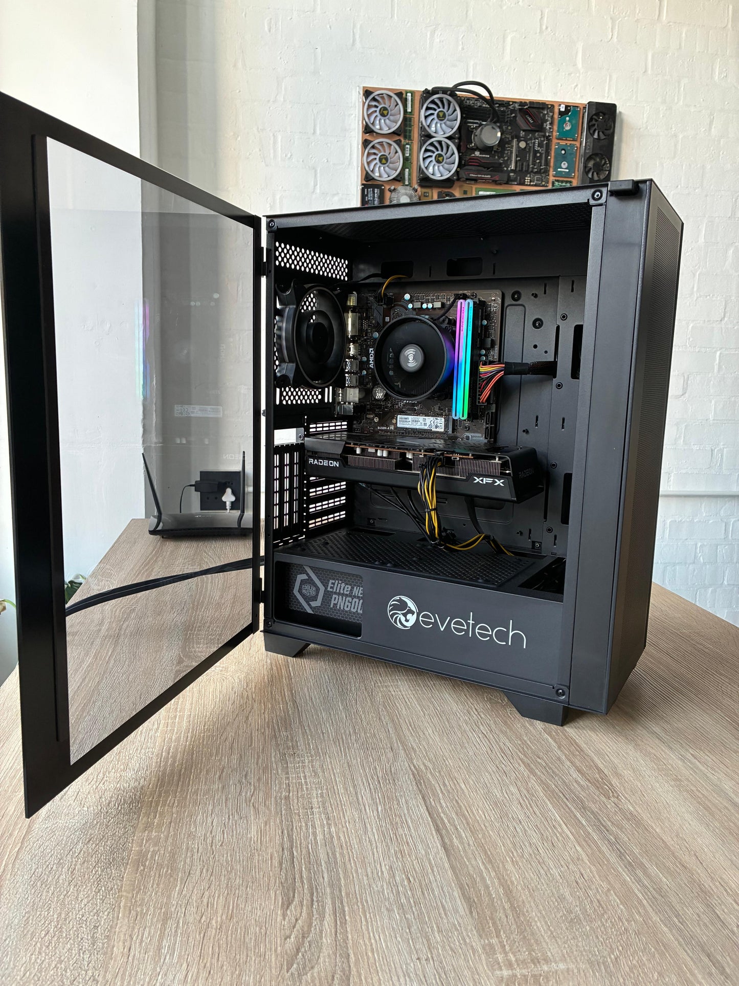 Ryzen 5500 RX 7600 8GB Gaming PC