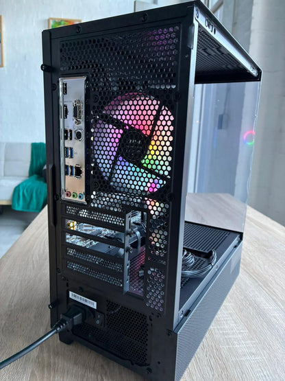 Ryzen 5 5500 / MSI A520M / 16GB 3600MHz RGB / MSI PAG PANO M110A Gaming Chassis / MSI MAG 550W 80 PLUS Bronze / 500GB M.2 / Just Add GPU
