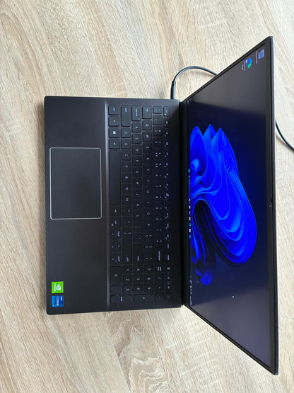 Dell Vostro 5502 i7 16GB RAM 512GB SSD