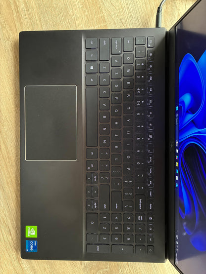 Dell Vostro 5502 i7 16GB RAM 512GB SSD