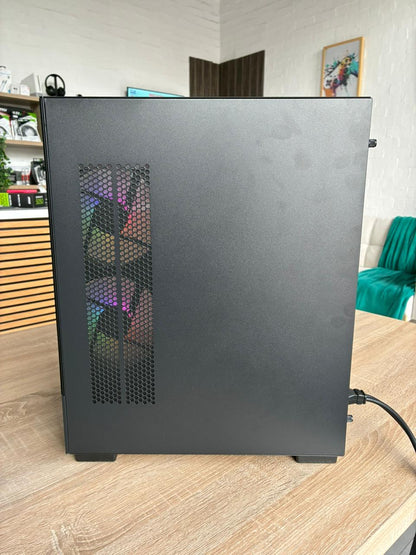 Ryzen 5 5500 / RTX 5050 8GB / MSI A520M / 16GB 3600MHz RGB / MSI PAG PANO M110A Gaming Chassis / MSI MAG 550W 80 PLUS Bronze / 500GB M.2