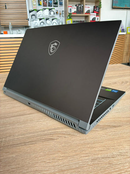 MSI Thin 15 B13UC-3069ZA / Intel Core i5-13420H / 16GB RAM @3200Mhz / RTX 3050 4GB / 512GB NVMe SSD / 15.6' (1920x1080) IPS 144Hz
