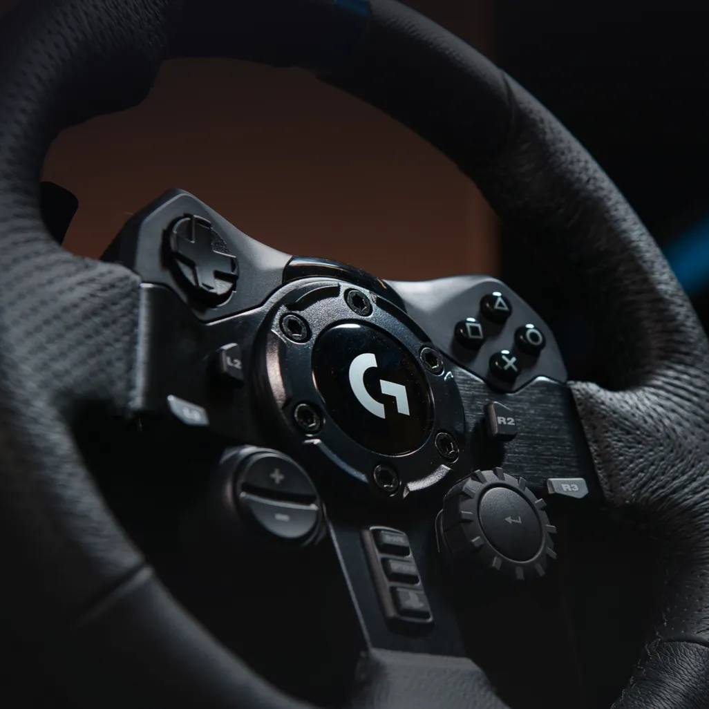 Logitech G923 Trueforce Racing Steering Wheel for PlayStation and PC